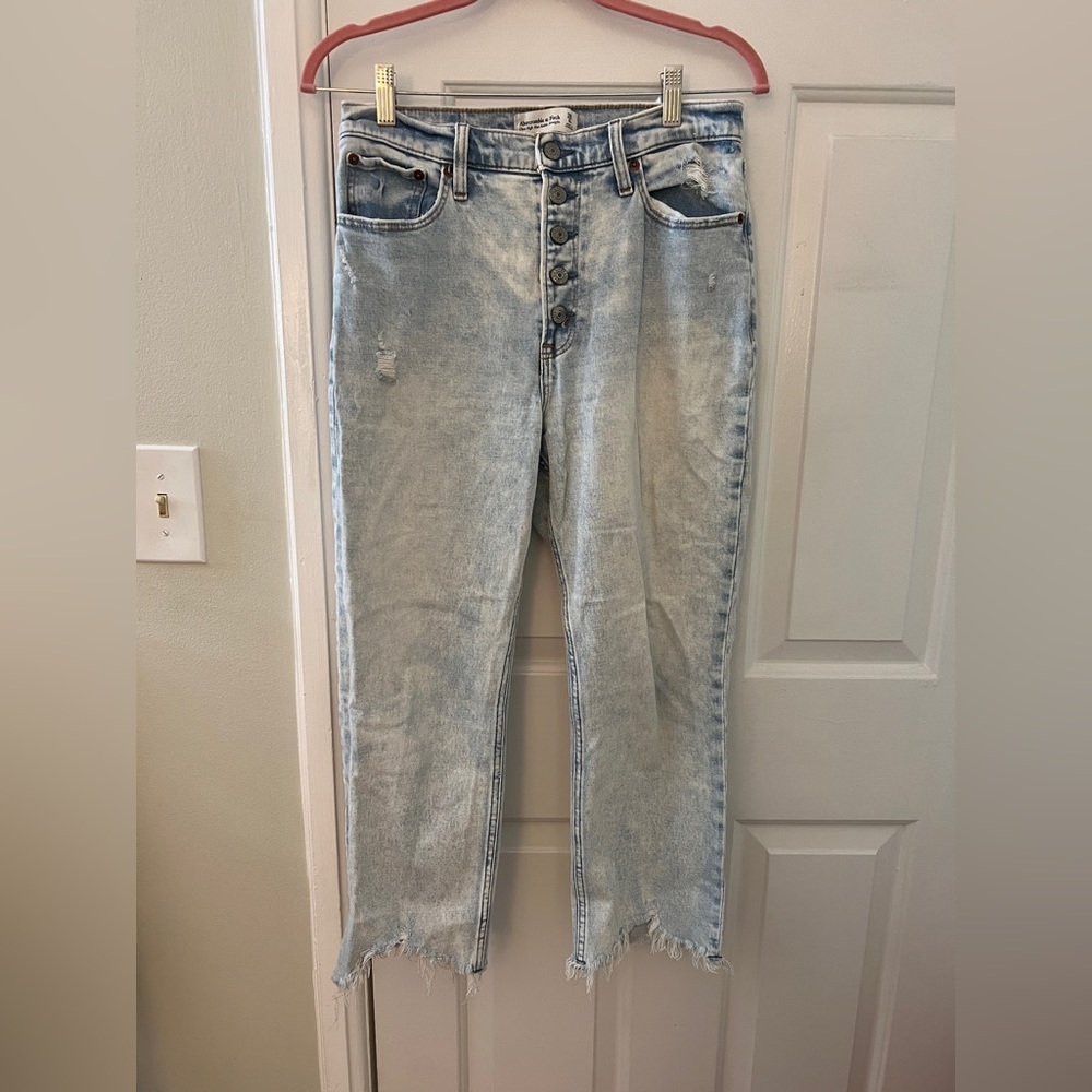 Abercrombie & Fitch Ultra High Rise Straight Jeans
